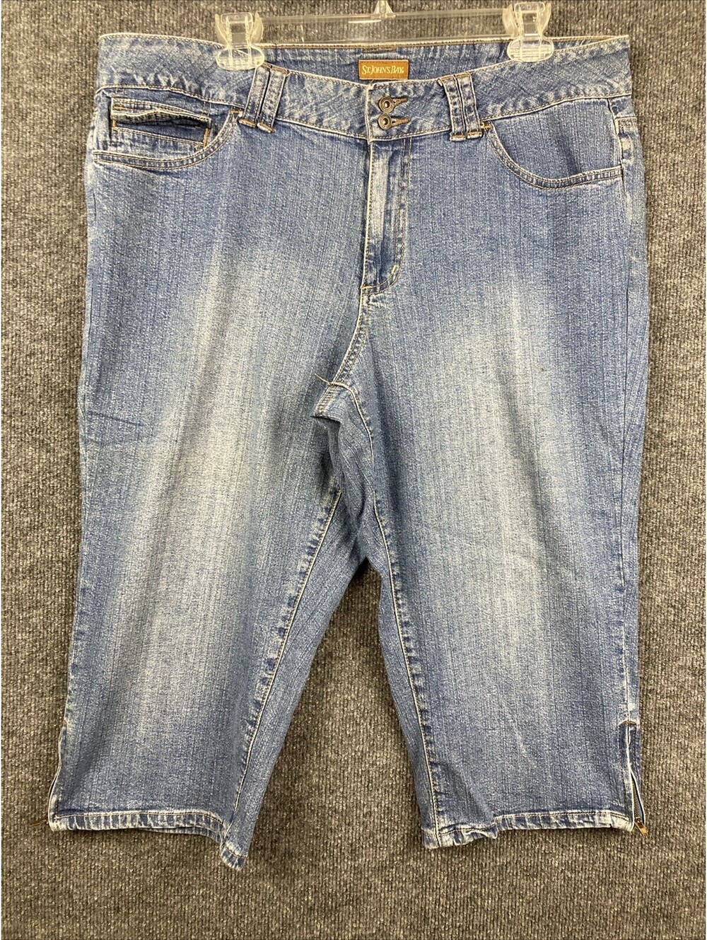 St Johns Bay Womens Size 16 Stretch Blue Denim Stretch Pockets Crop Capri Jeans